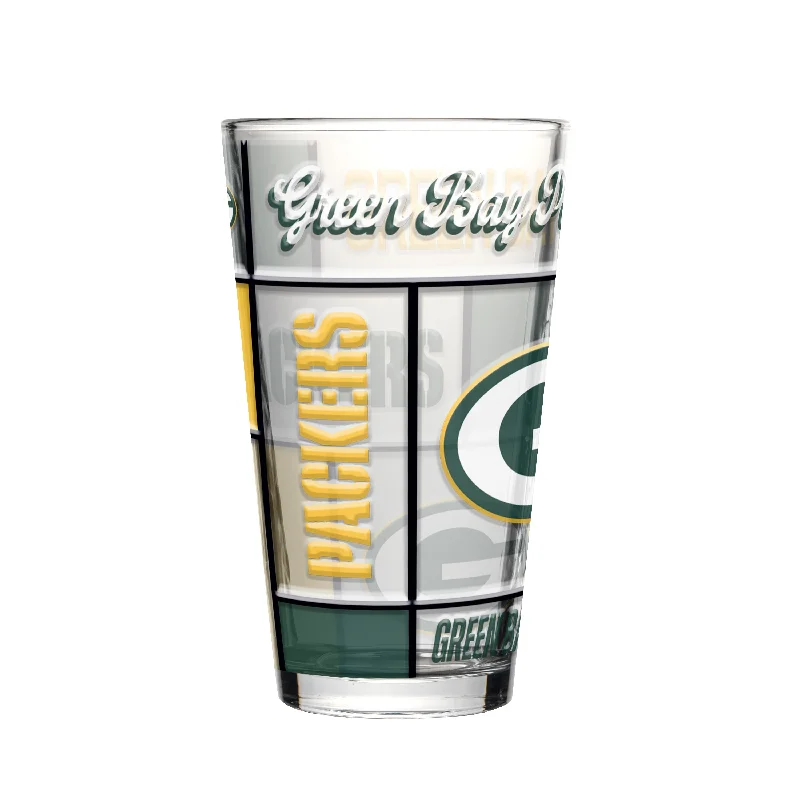 Personalized Team Mugs For Special Events-Green Bay Packers 16oz Quilted Stained Pint Glass