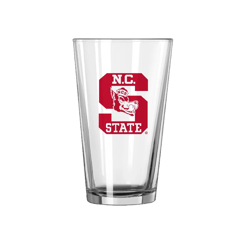 Custom Team Mugs For Family Events-NC State Vault 16oz Gameday Pint Glass