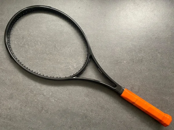 Carbon Fiber Frame Tennis Rackets-Wilson H19 Blacked Out (18X20)